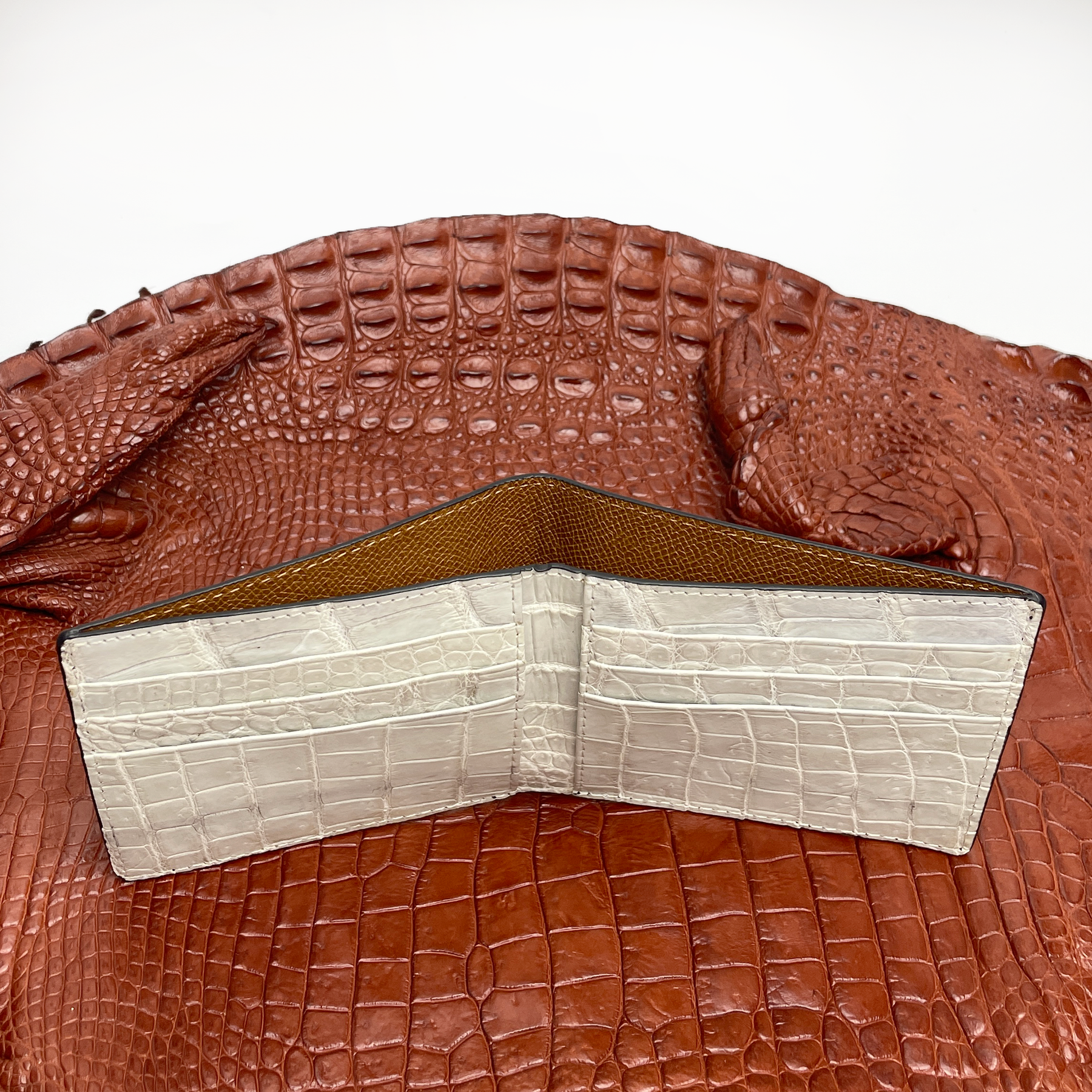 Black White Alligator Slim Bifold Wallet For Men