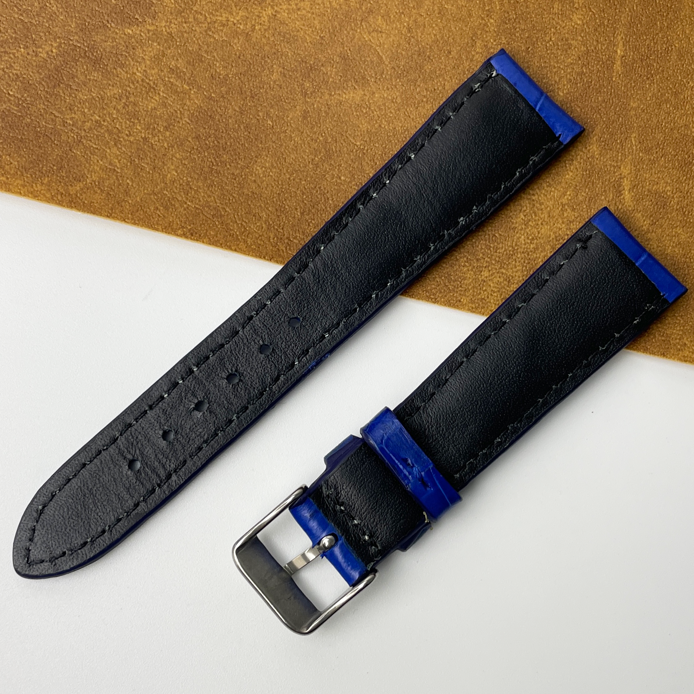 Unique White Hand-stitching Blue Alligator Leather Watch Band For Men