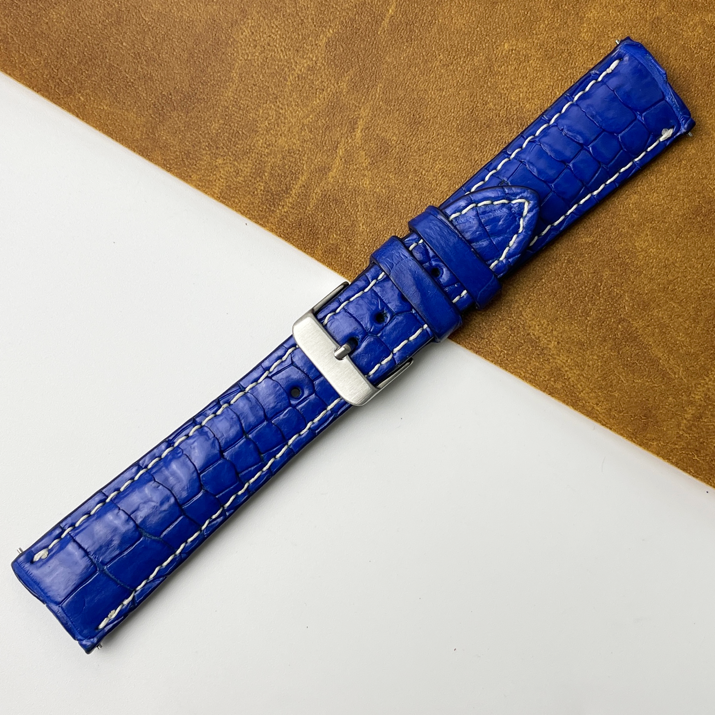 Unique White Hand-stitching Blue Alligator Leather Watch Band For Men
