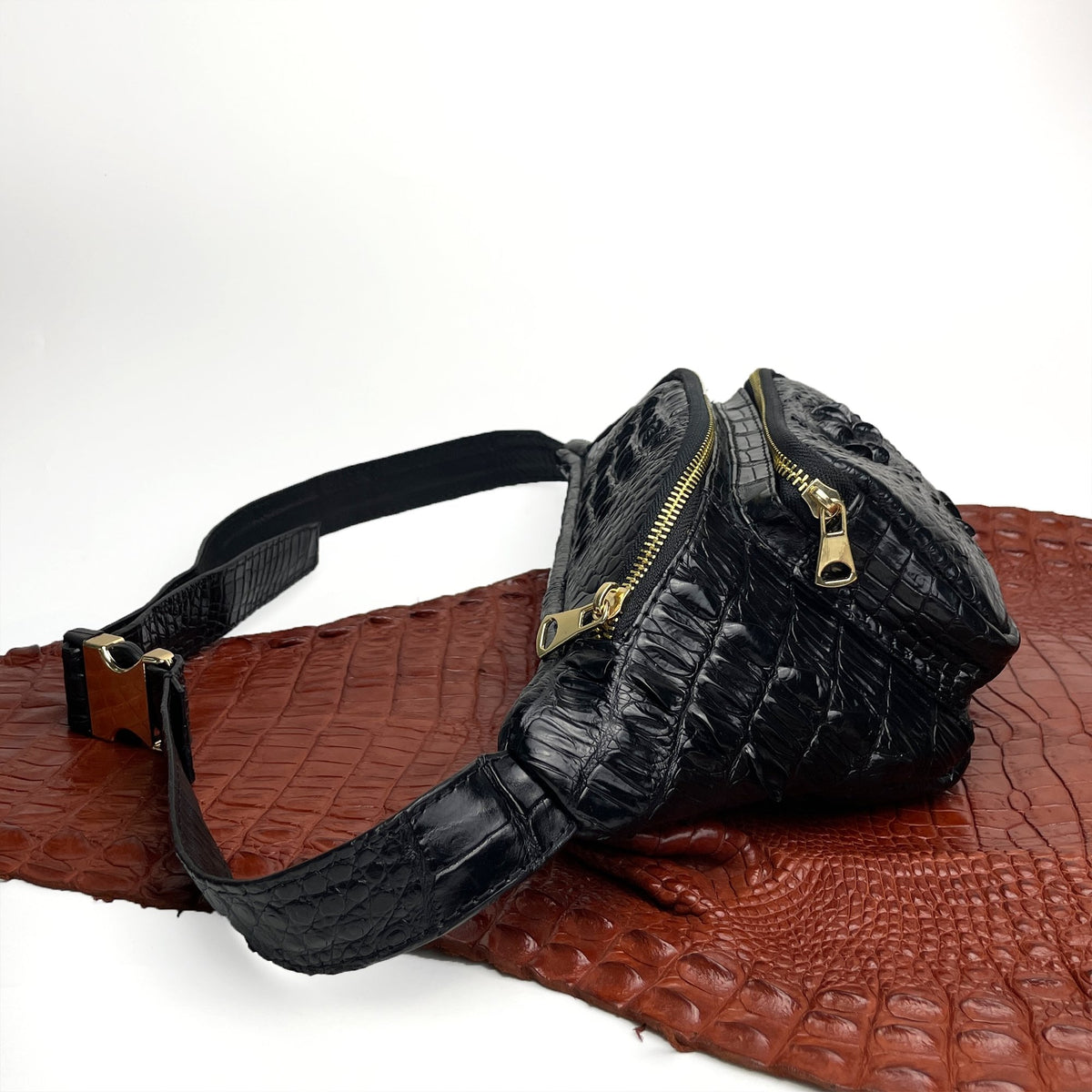 Alligator Men‘s Leather Waistbag, Leather Fanny Pack, Minimalist Fanny Belt Bag, Motorcycle Chest Bag Christmas Gift For Men - Vinacreations