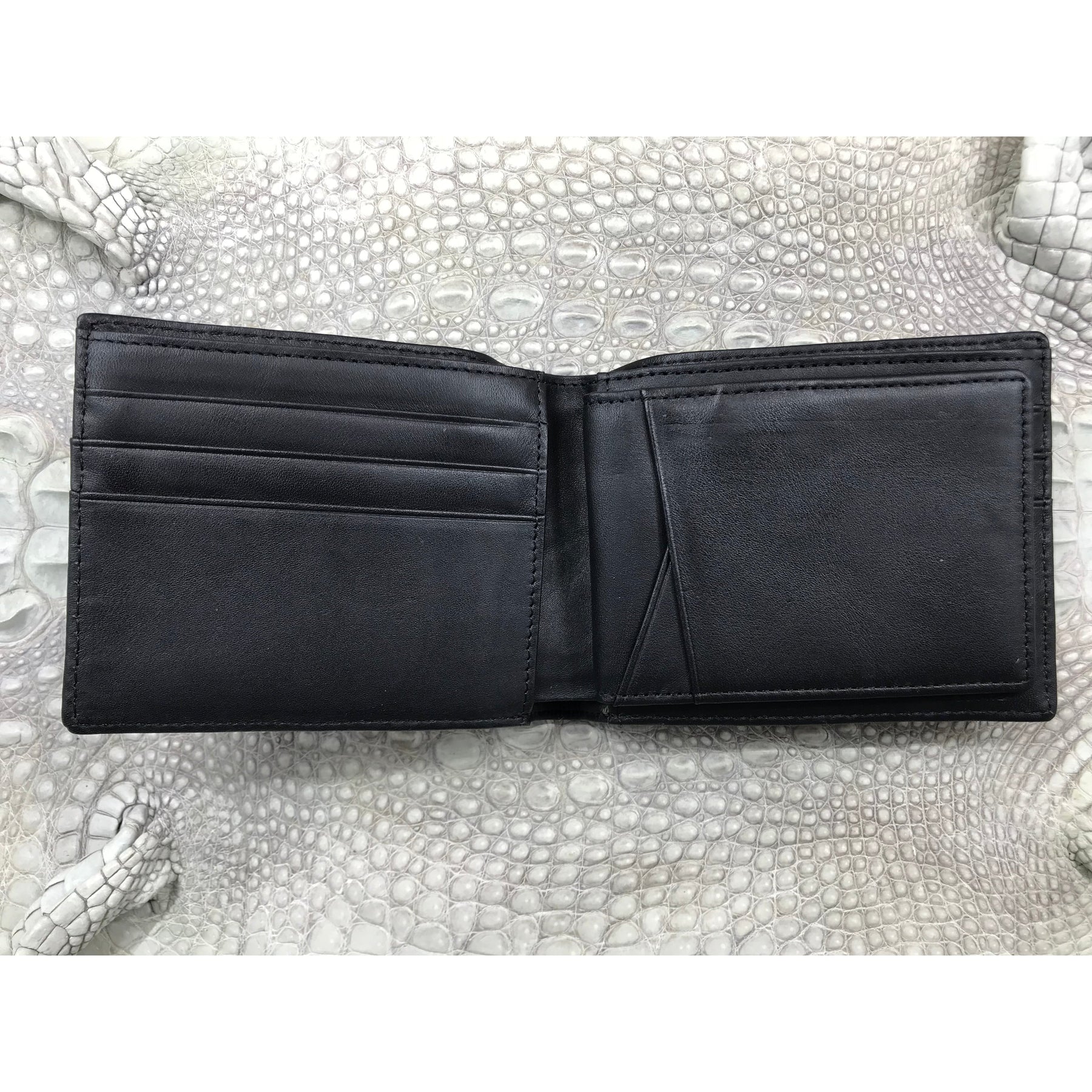 Black Alligator Horn Back Skin Bifold Wallet For Men | Handmade Crocodile Leather Wallet RFID Blocking | VL5730 - Vinacreations