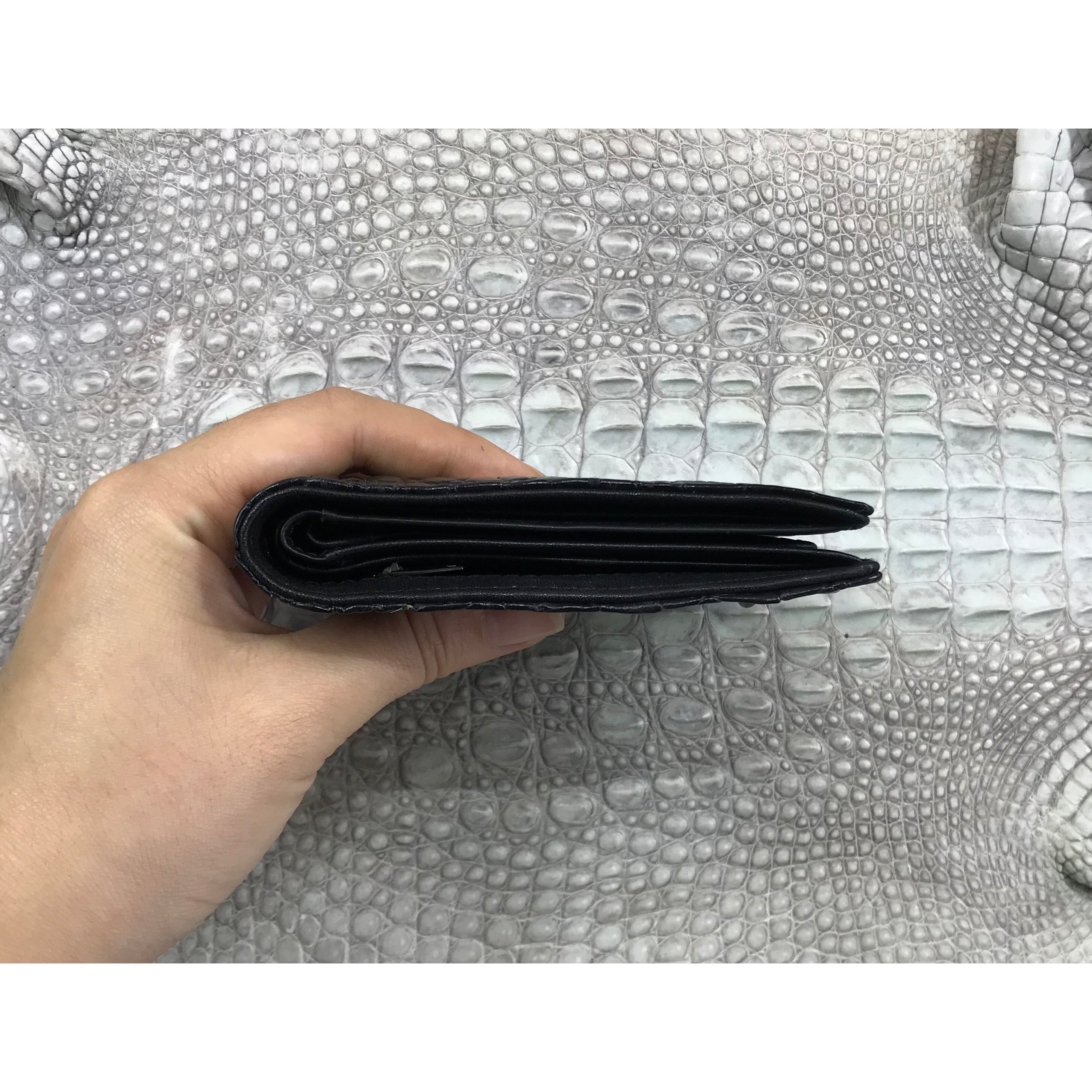 Black Alligator Skin Bifold Wallet For Men | Handmade Crocodile Leather Wallet RFID Blocking | VL5618 - Vinacreations