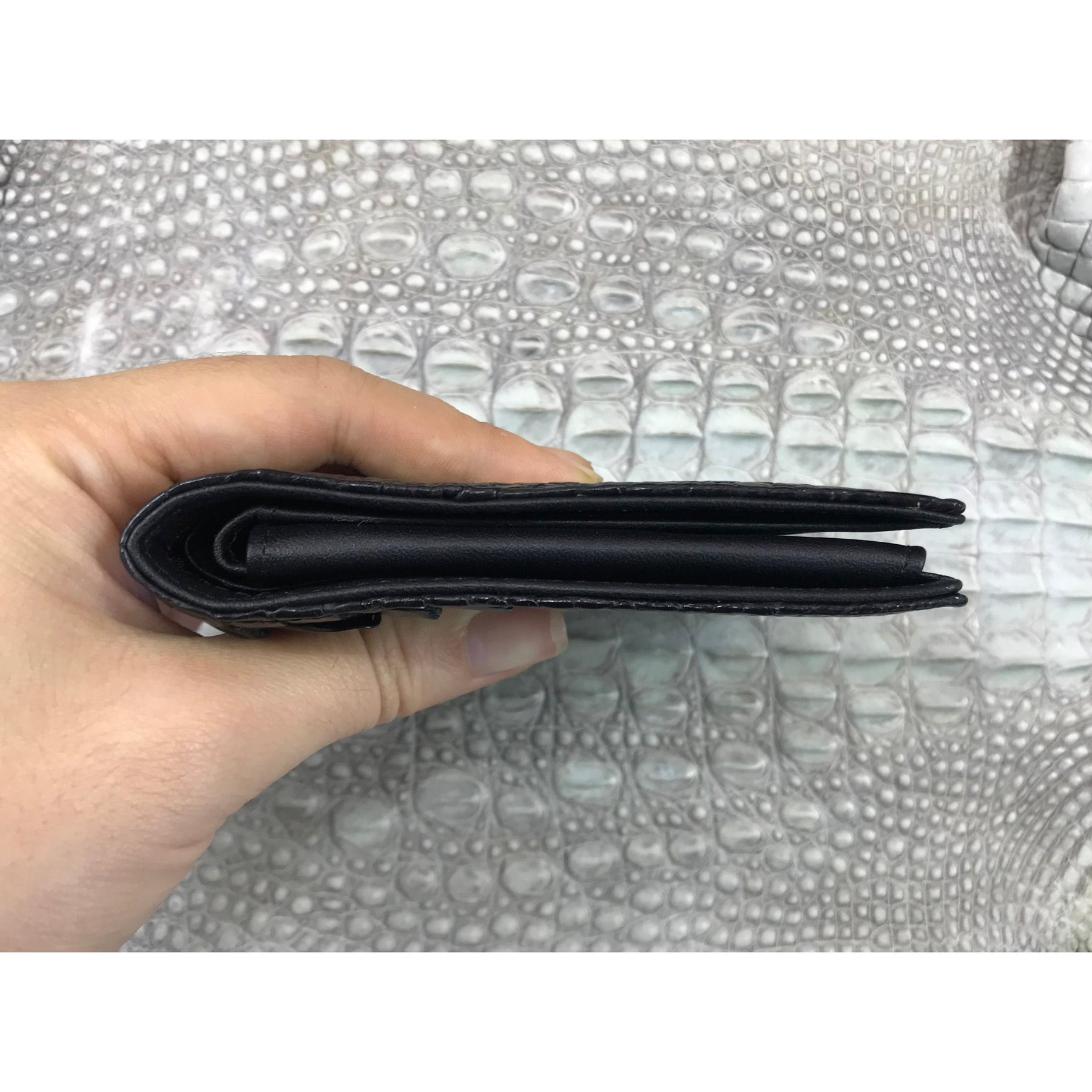 Black Alligator Skin Bifold Wallet For Men | Handmade Crocodile Leather Wallet RFID Blocking | VL5630 - Vinacreations