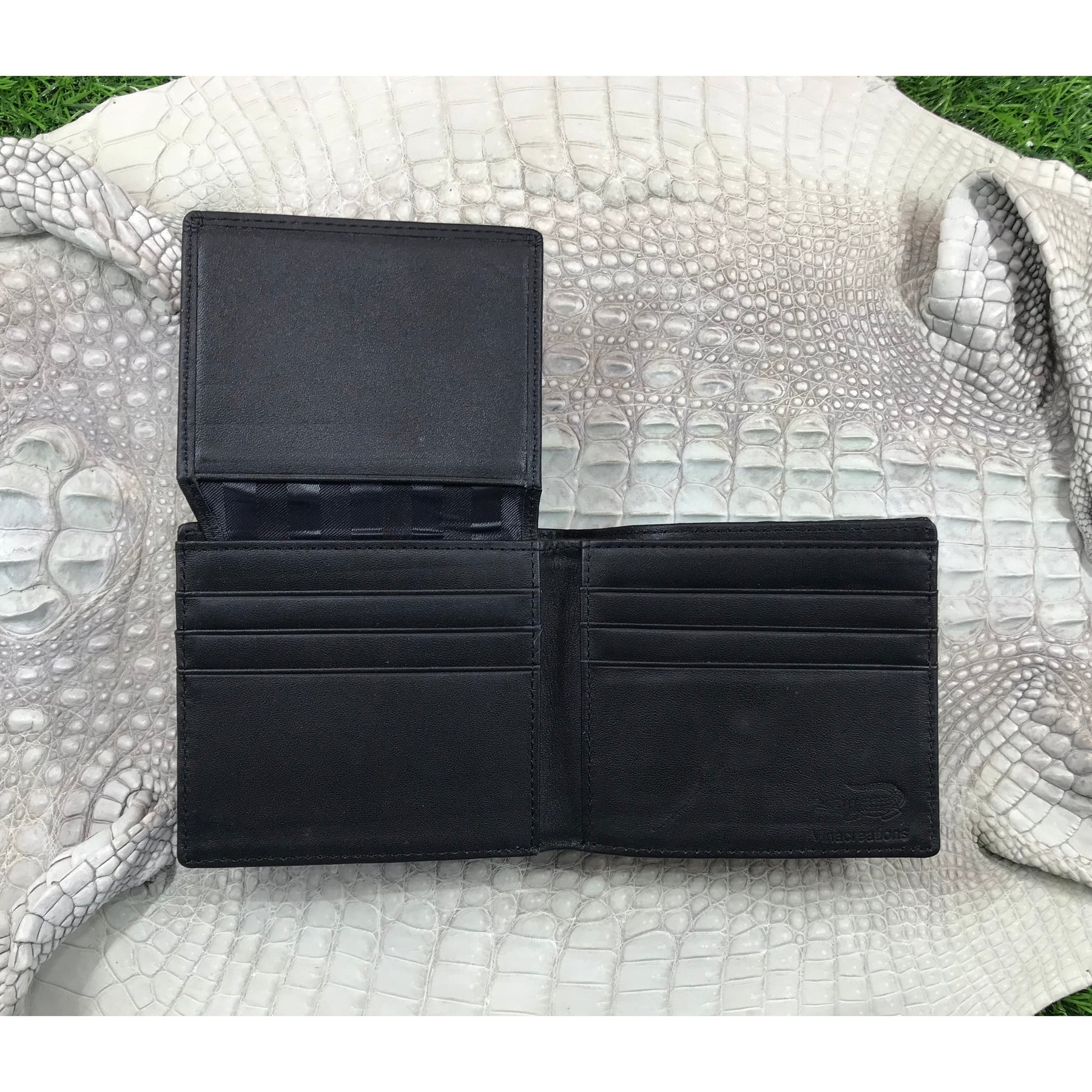Black Alligator Skin Bifold Wallet For Men | Handmade Crocodile Leather Wallet RFID Blocking | VL5630 - Vinacreations