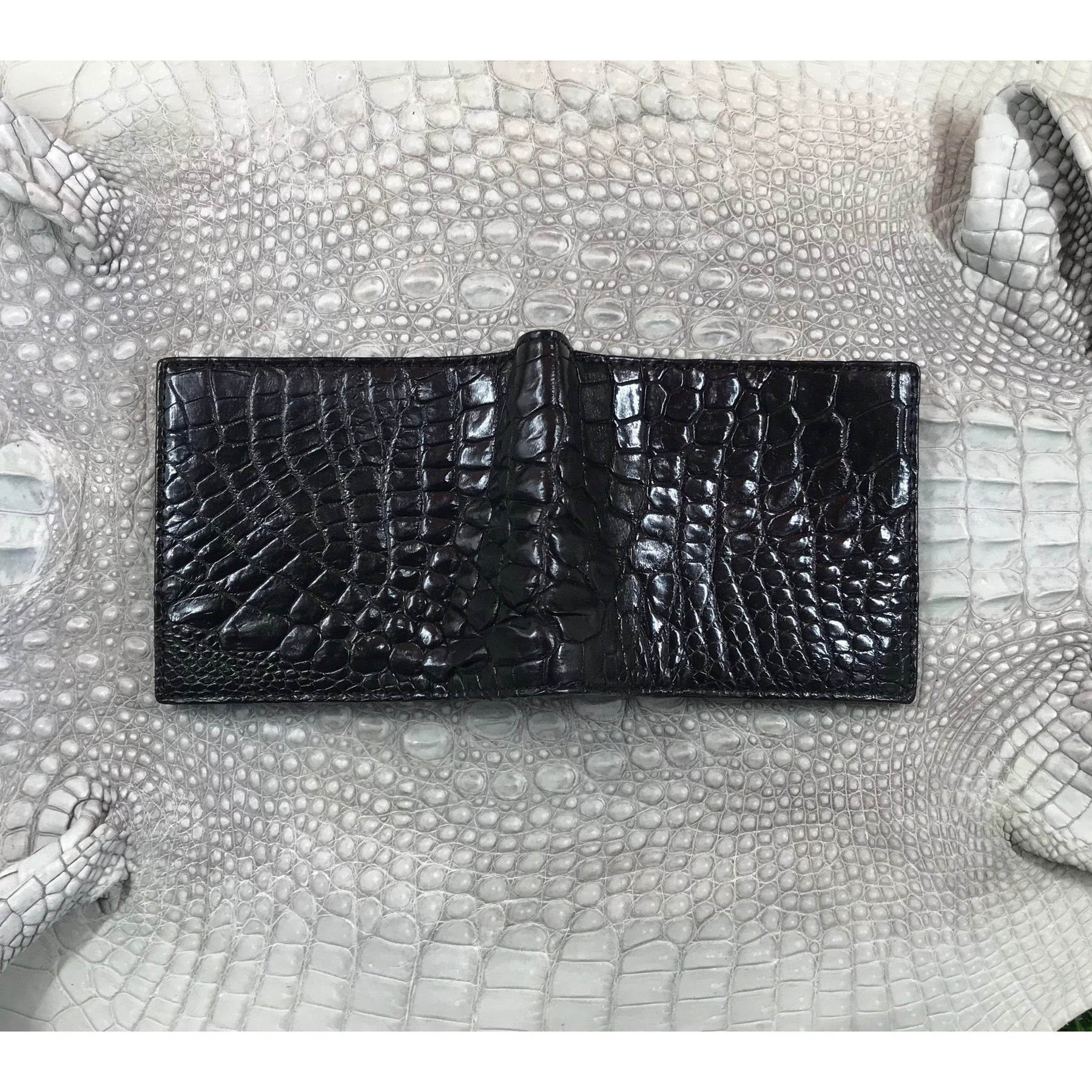 Black Alligator Skin Bifold Wallet For Men | Handmade Crocodile Leather Wallet RFID Blocking | VL5630 - Vinacreations