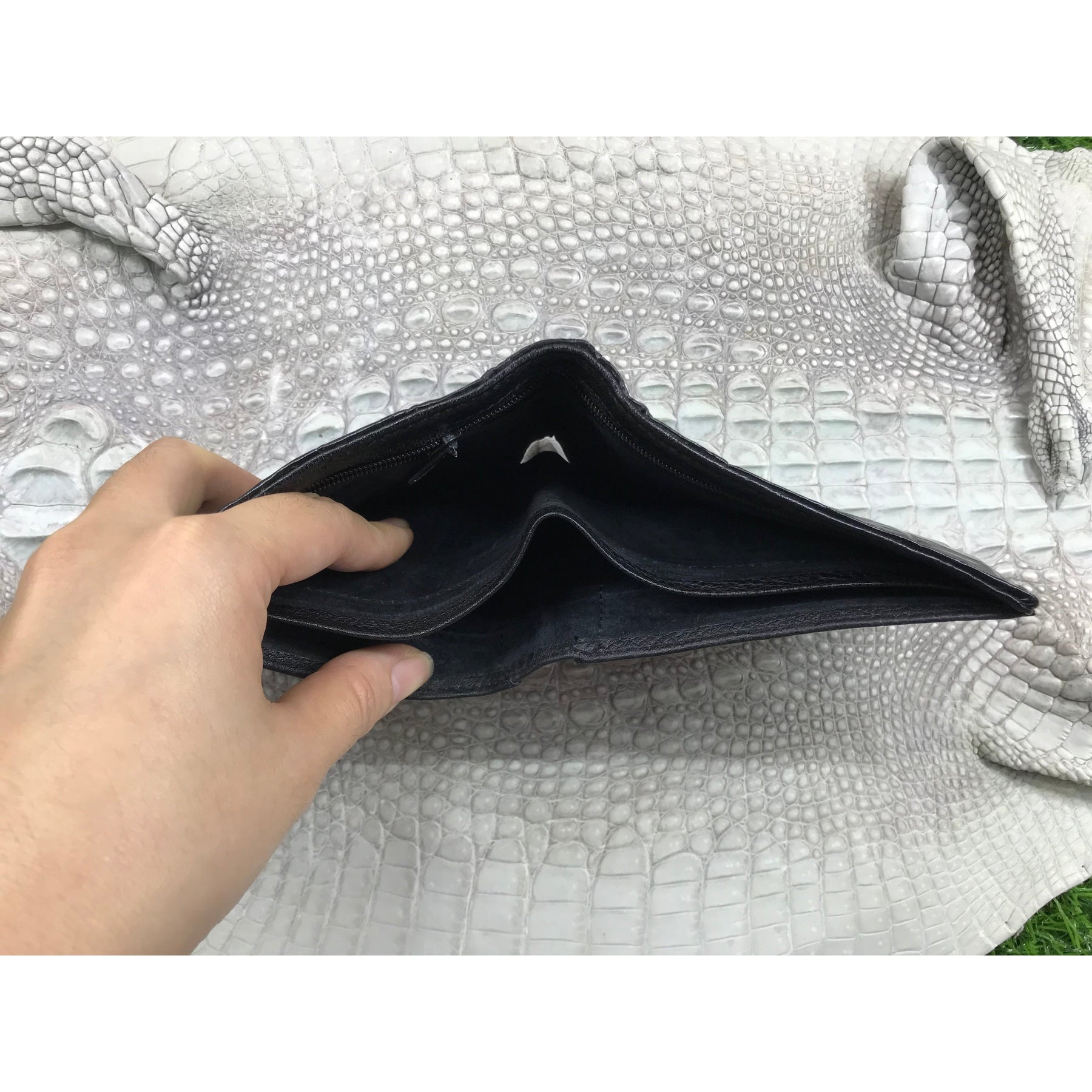 Black Alligator Skin Bifold Wallet For Men | Handmade Crocodile Leather Wallet RFID Blocking | VL5699 - Vinacreations