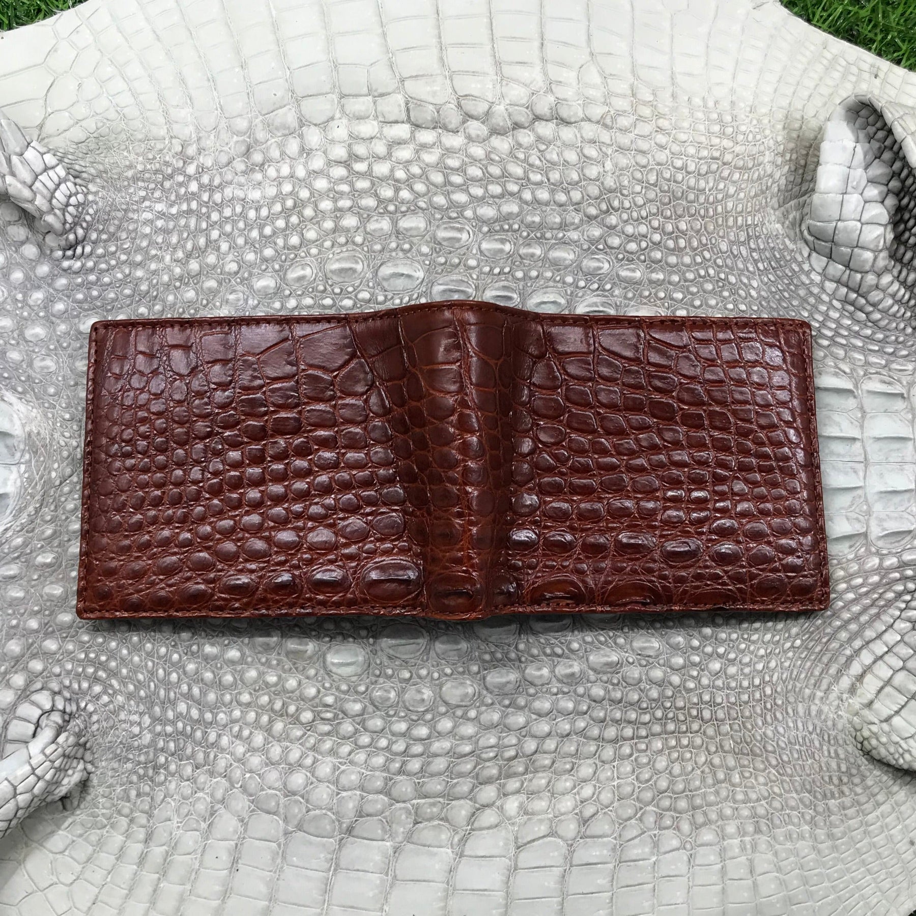 Brown Alligator Skin Bifold Wallet For Men | Handmade Crocodile Leather Wallet RFID Blocking | VL5635 - Vinacreations