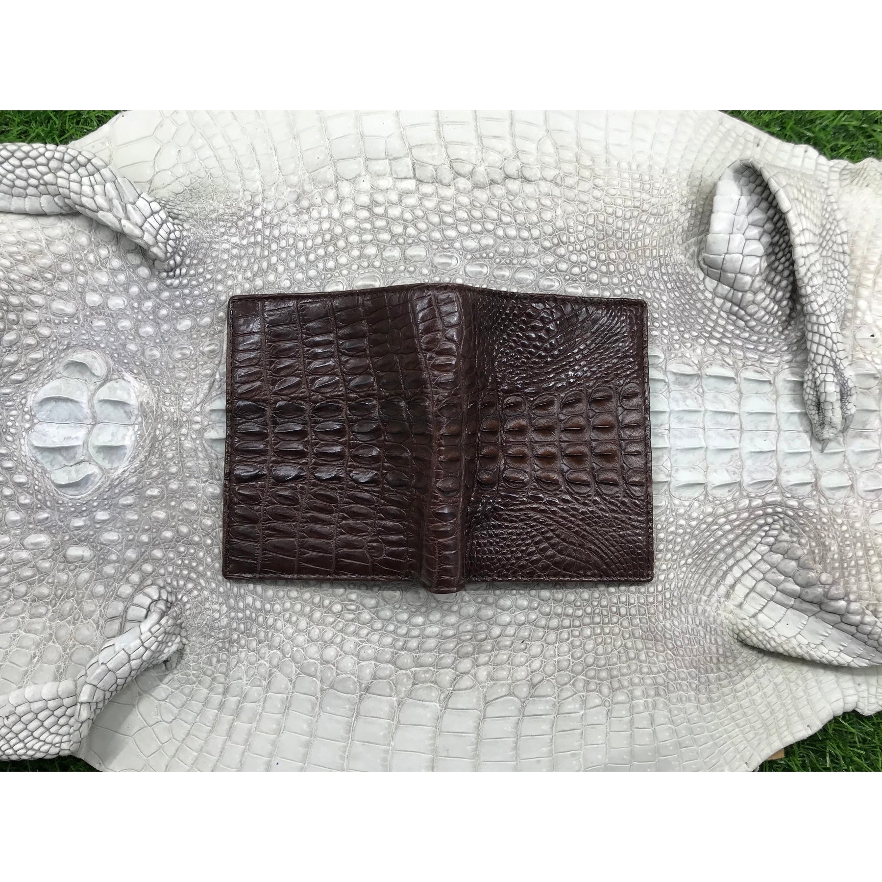 Dark Brown Alligator Skin Bifold Vertical Wallet For Men | Handmade Crocodile Leather Wallet RFID Blocking | VL5685 - Vinacreations