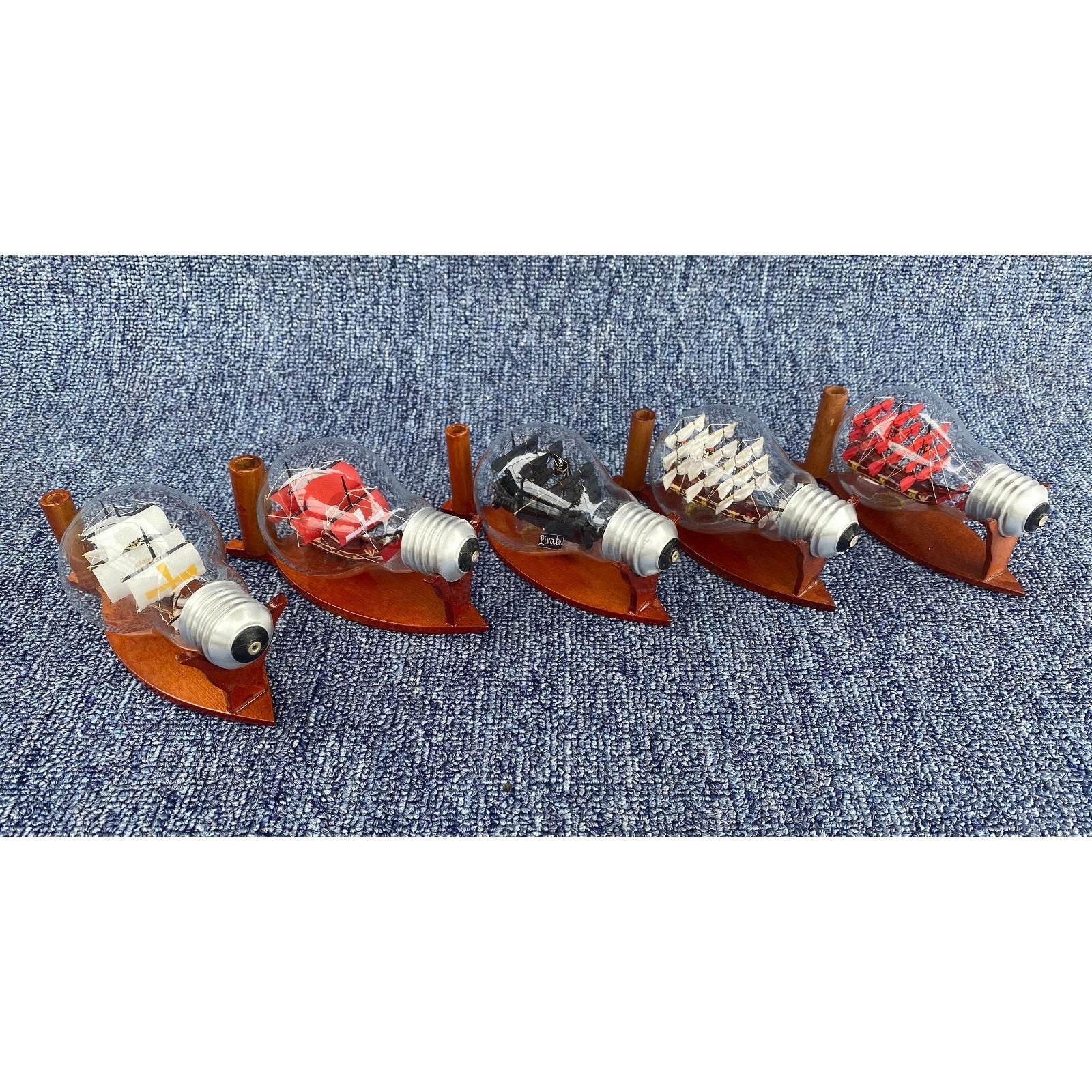 Red Santa Maria Ship In A Bottle Miniature Boat Nautical Home Decor - Vinacreations