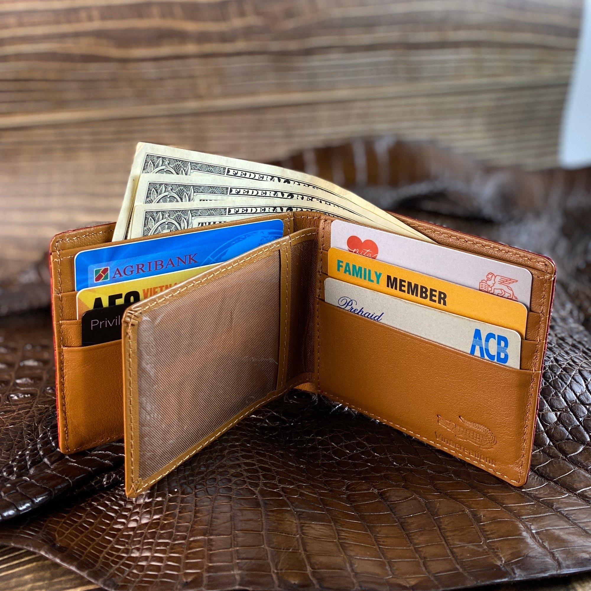 Red Alligator Tail Leather Bifold Wallet For Men