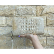 White Women's Long Purse Wallet Alligator Leather Clutch Large Capacity Luxury Ladies Crocodile Wristlet Organizer RFID Blocking Wallet VINU-12